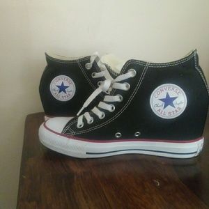 Converse Wedge Sneaker EUC
